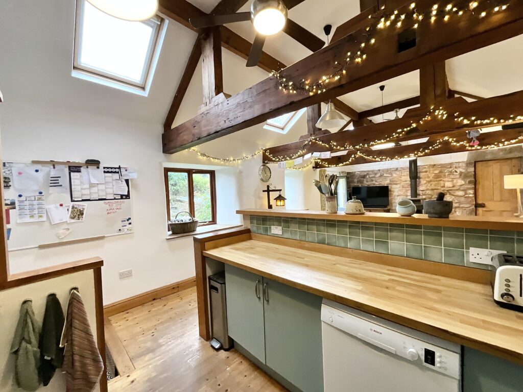 Foxt Road, Foxt, ST10