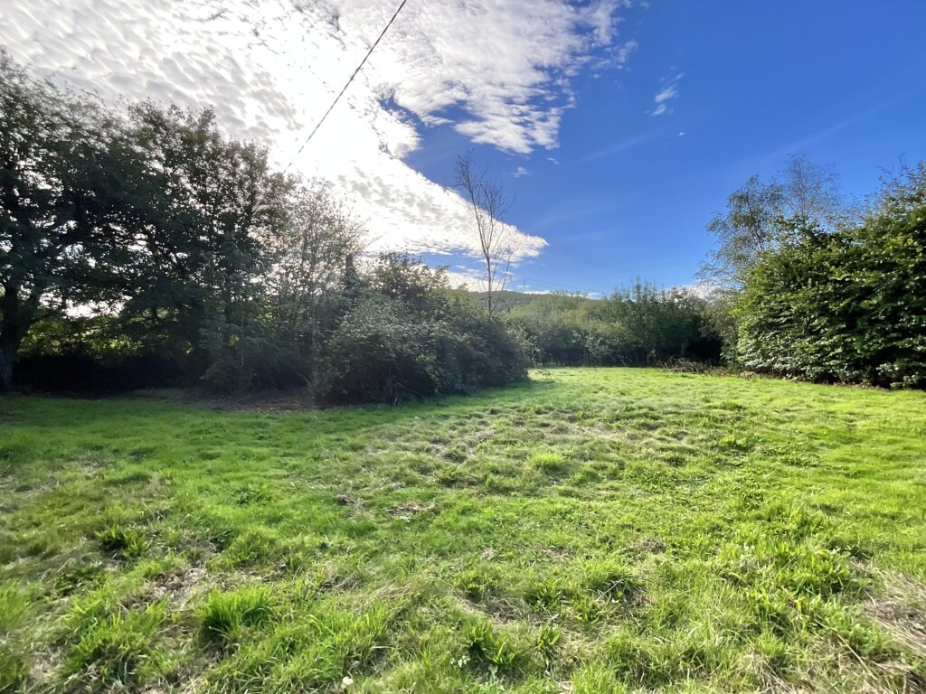 Foxt Road, Foxt, ST10