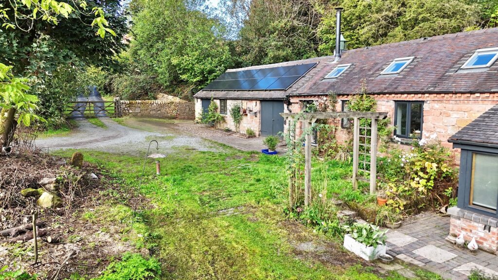 Foxt Road, Foxt, ST10