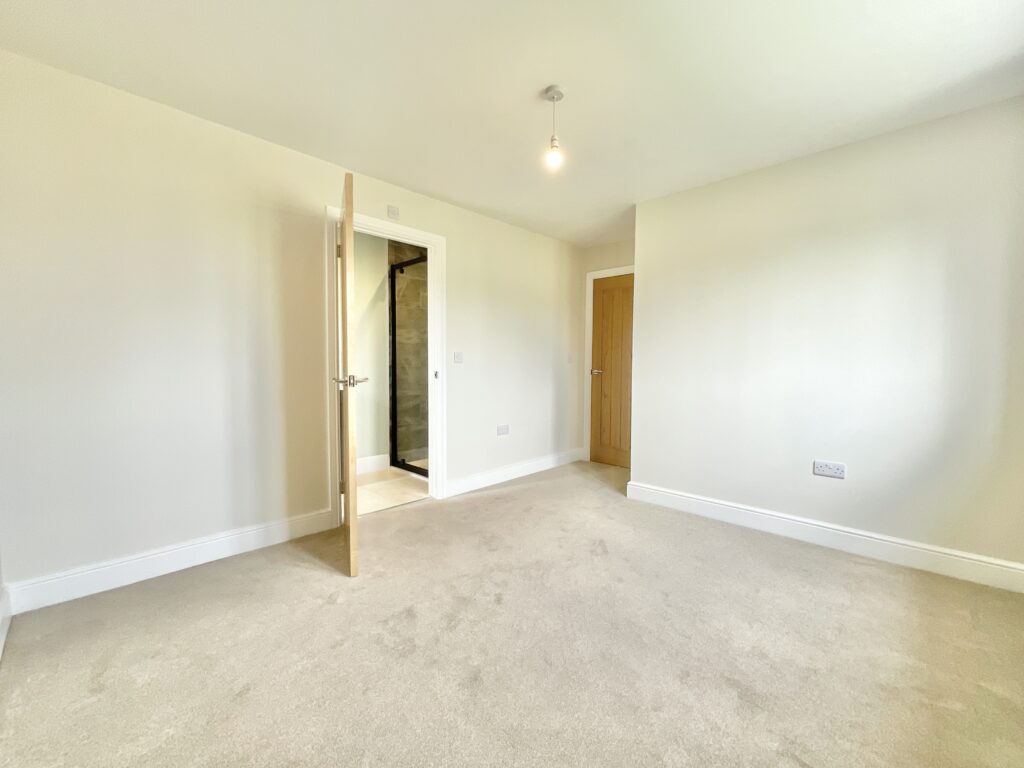 Stafford Road, Woodseaves, ST20