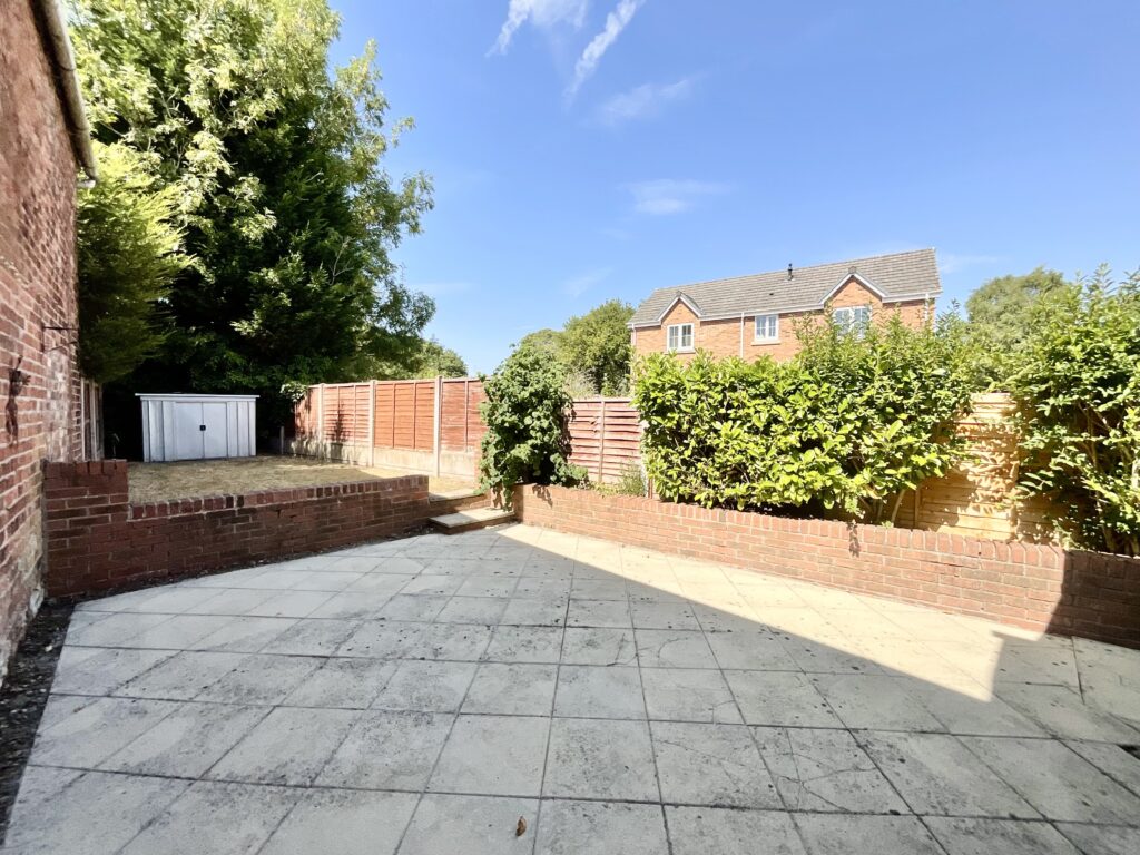 Oulton Road, Stone, ST15
