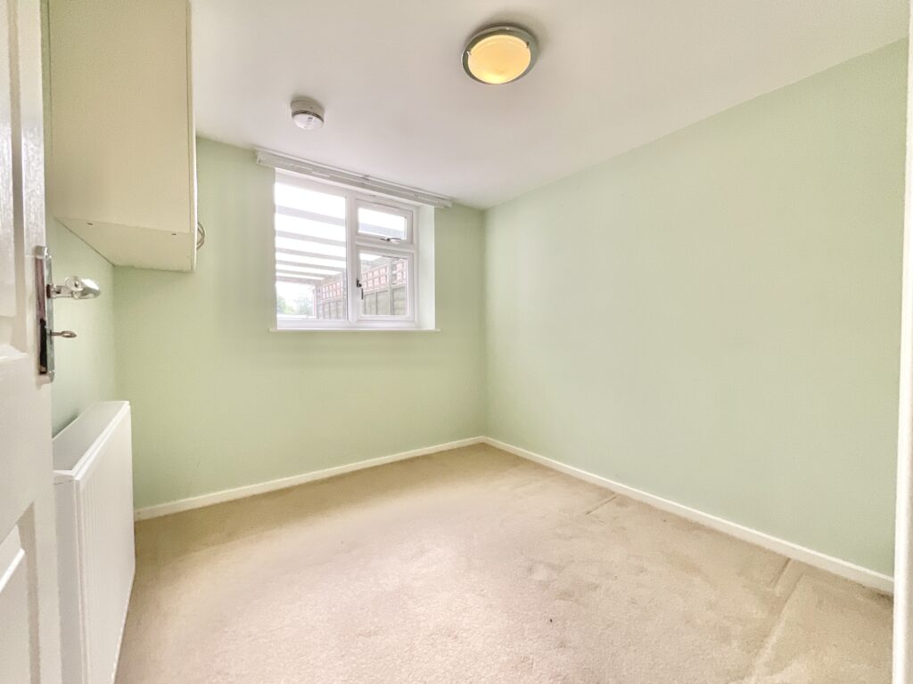 Doley Close, Gnosall, ST20