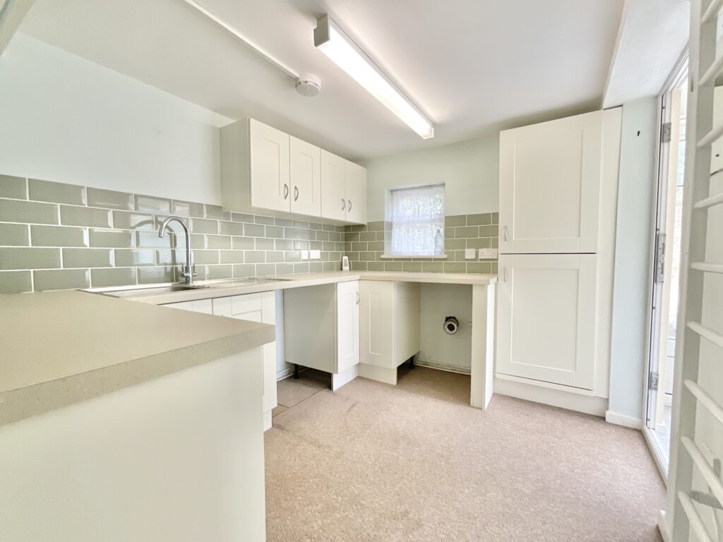Doley Close, Gnosall, ST20