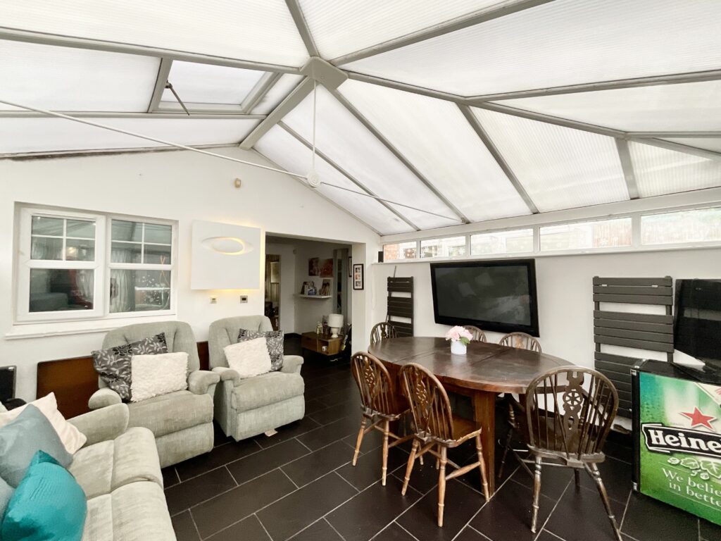 Ironbridge Drive, Newcastle, ST5