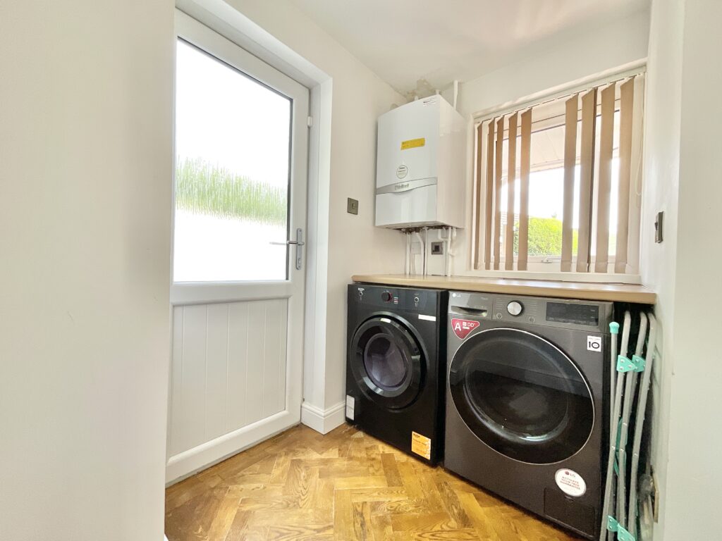 Heronpool Drive, Baldwins Gate, ST5
