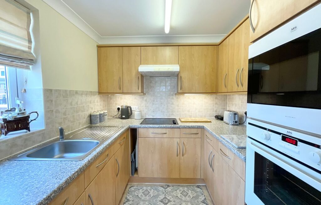 Crown Street, Stone, ST15