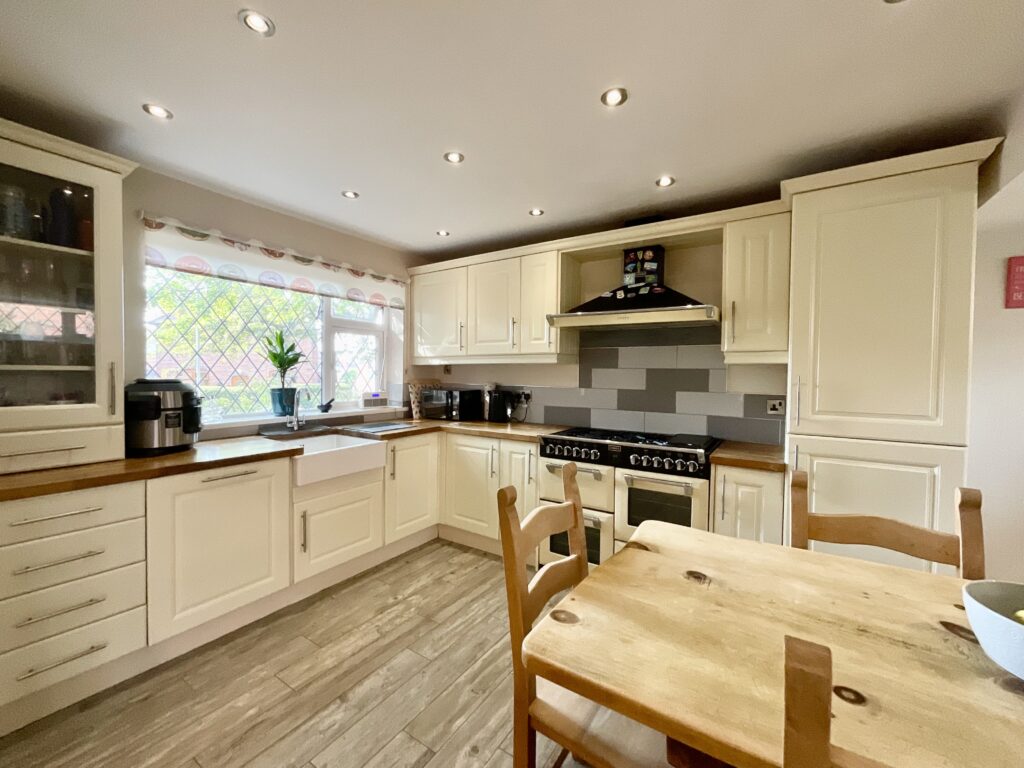 The Avenue, Stoke-On-Trent, ST4