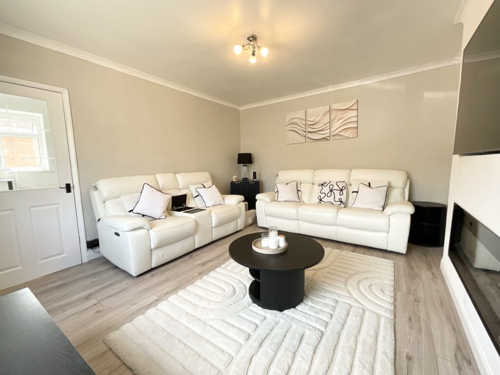 Brook Glen Road, Stafford, ST17