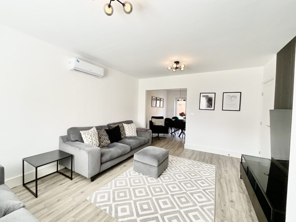 Anemone Avenue, Stafford, ST17