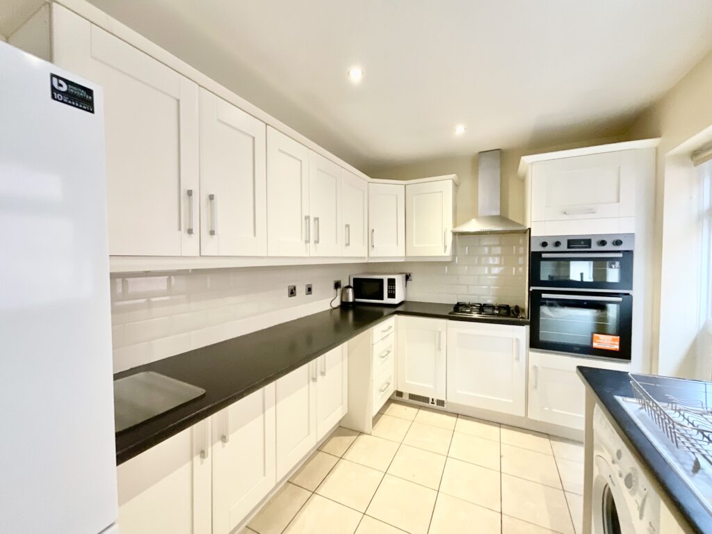 Meakin Avenue, Newcastle, ST5