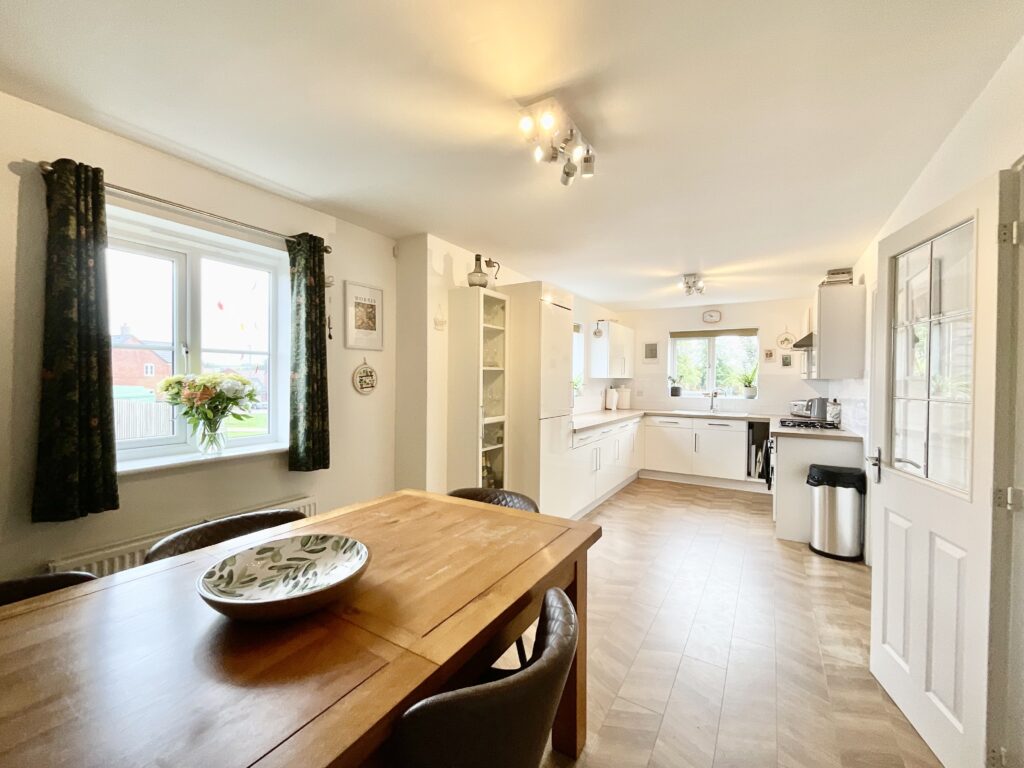 Myatt Avenue, Stone, ST15