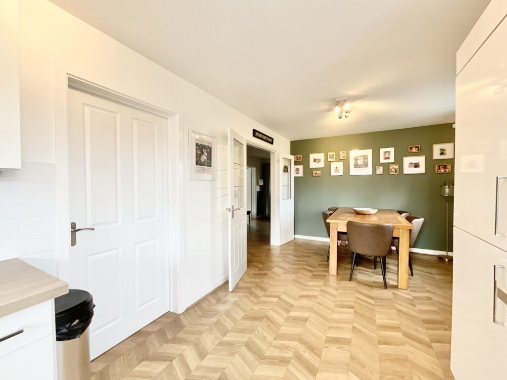 Myatt Avenue, Stone, ST15