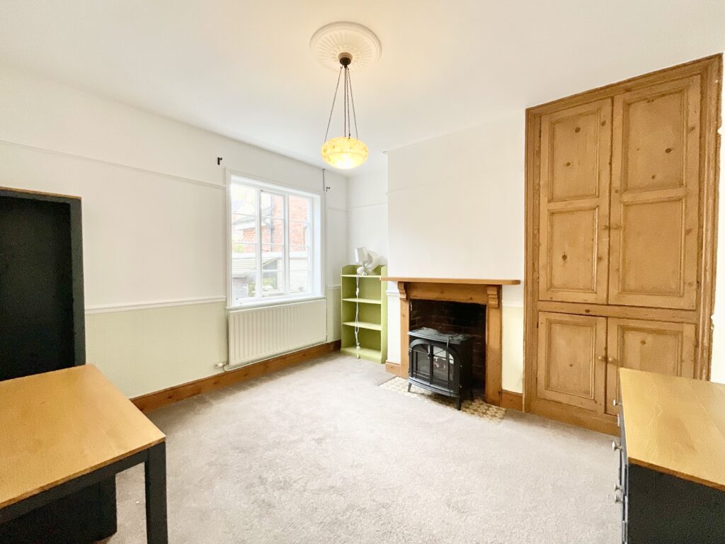 Granville Terrace, Stone, ST15