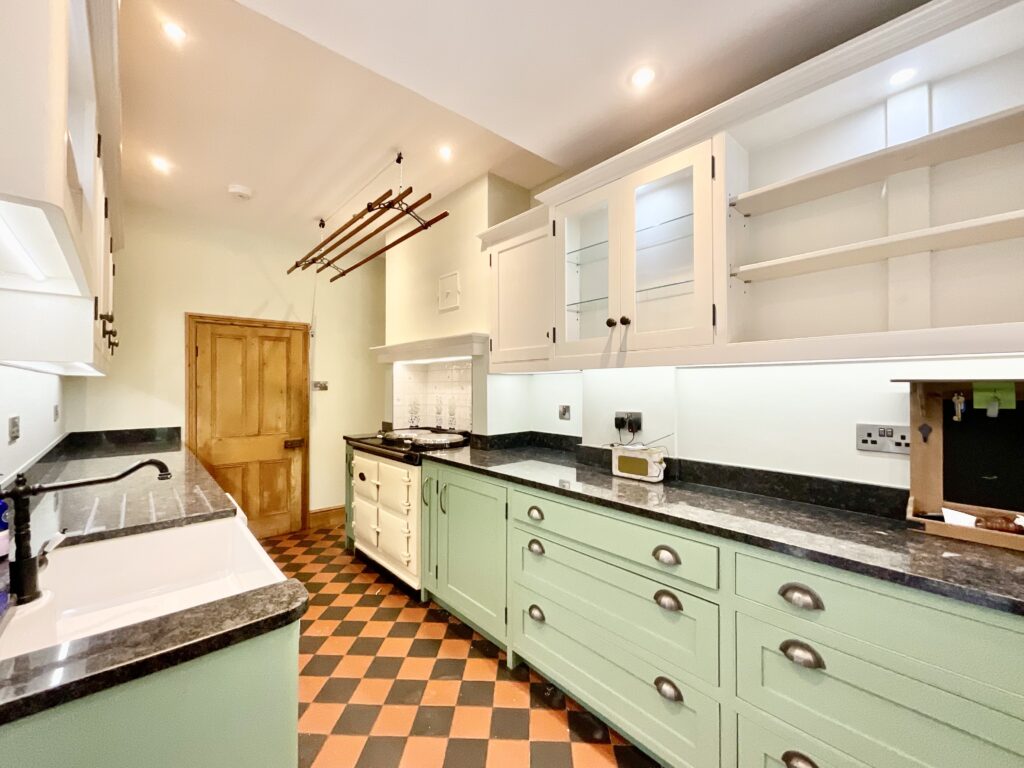 Granville Terrace, Stone, ST15