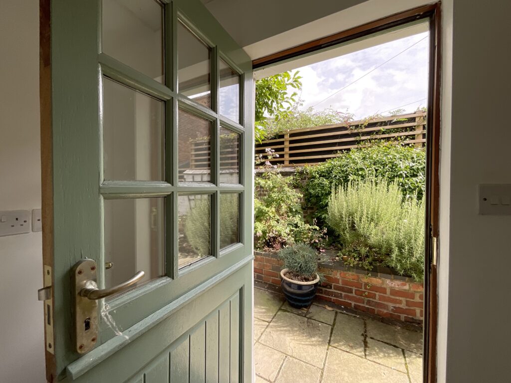 Granville Terrace, Stone, ST15