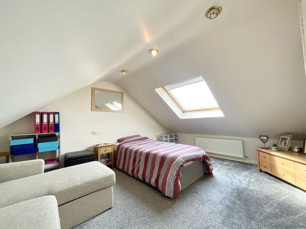Hallahan Close, Stone, ST15