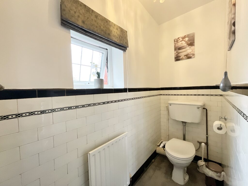 Abbots Way, Newcastle, ST5