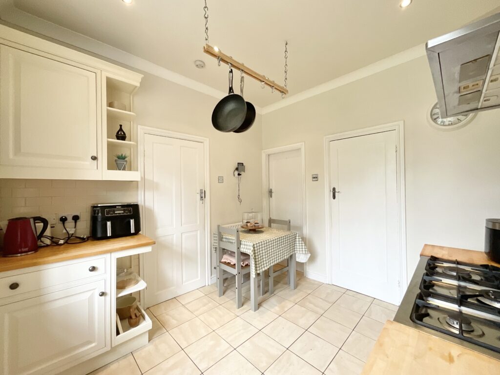 Abbots Way, Newcastle, ST5