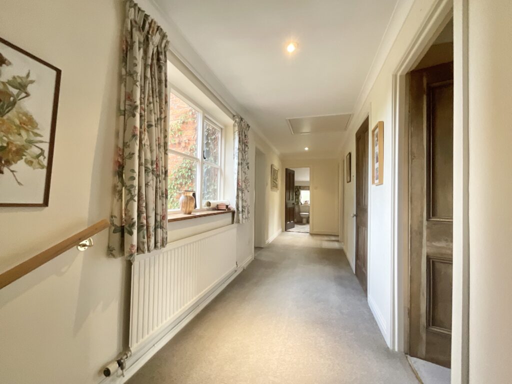 Winsford Road, Cholmondeston, CW7