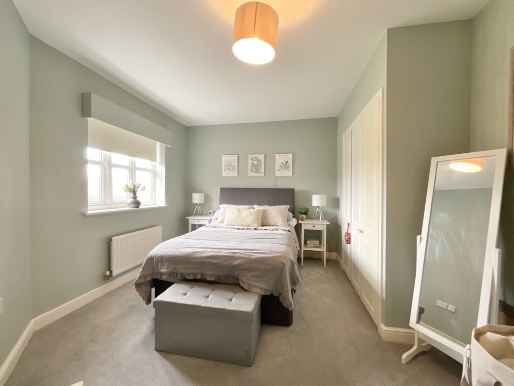 Golden Hill, Weston, CW2