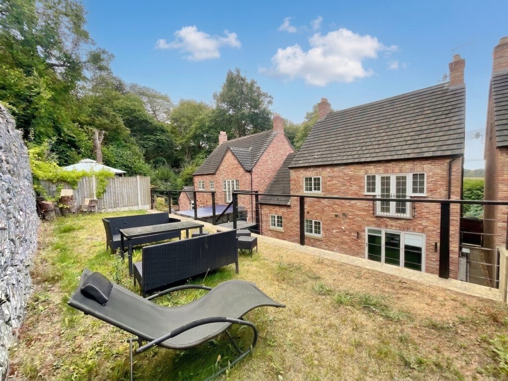 Pittsburgh Close, Stoke-On-Trent, ST3