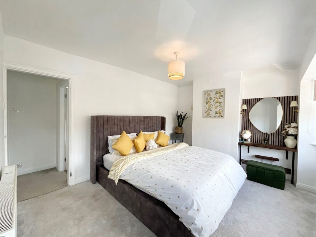 Louise Drive, Stoke-On-Trent, ST3