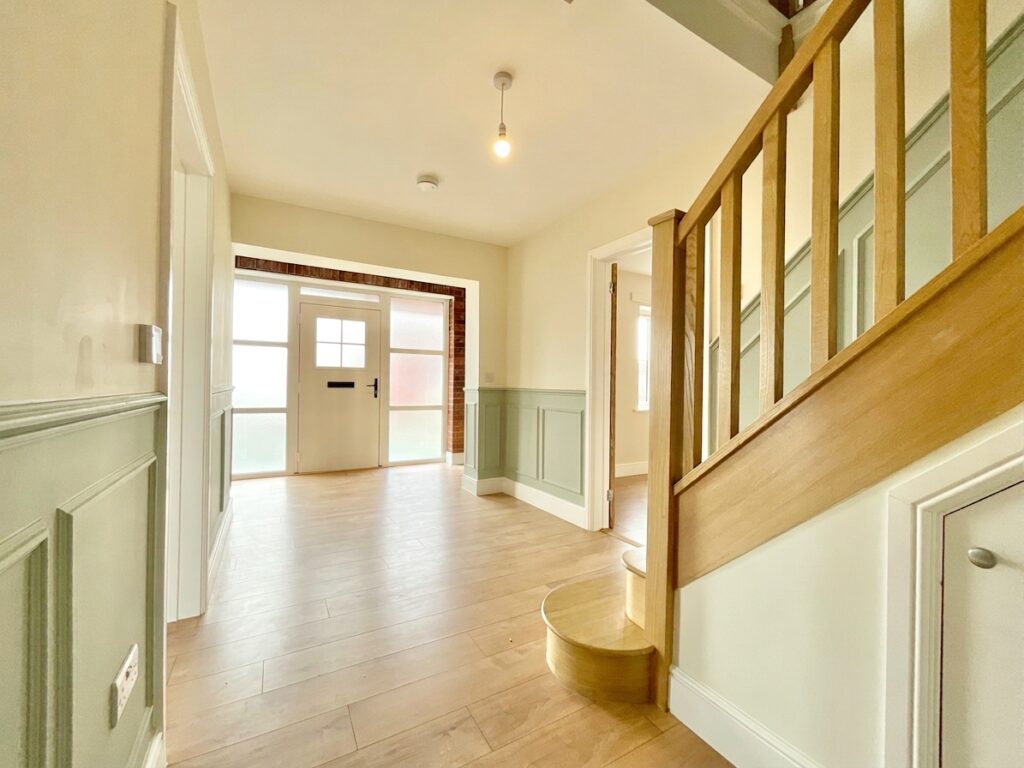 Stafford Road, Woodseaves, ST20