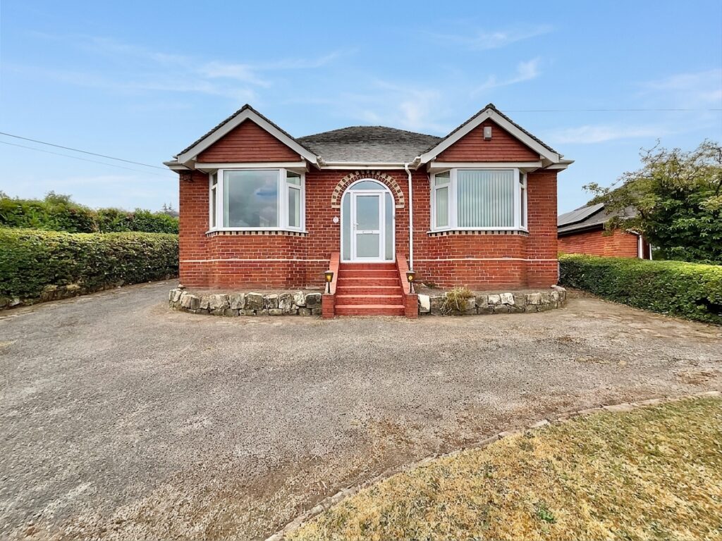 Leek Road, Cheadle, ST10