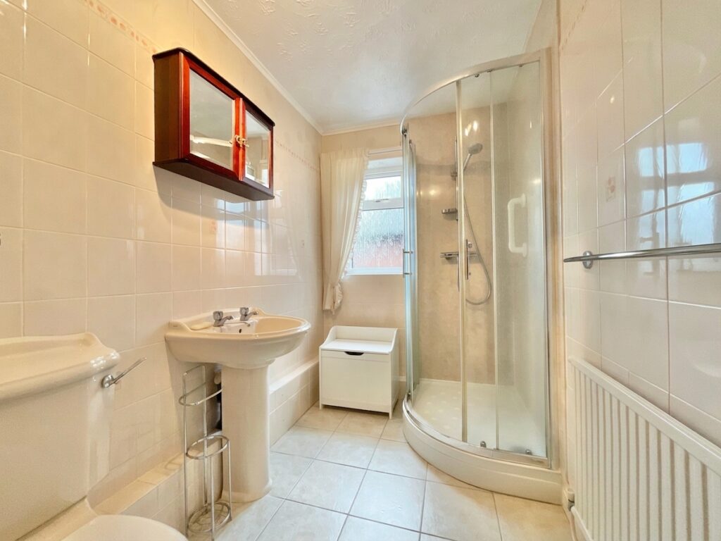 Wrenbury Heath Road, Wrenbury, CW5