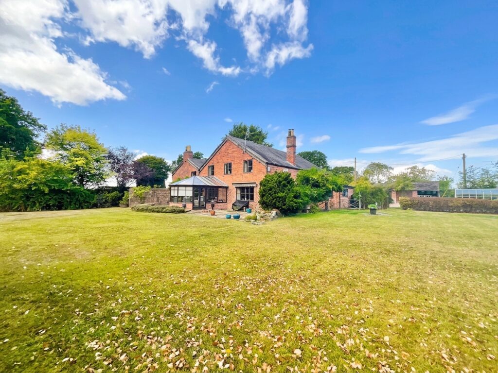 Winsford Road, Cholmondeston, CW7