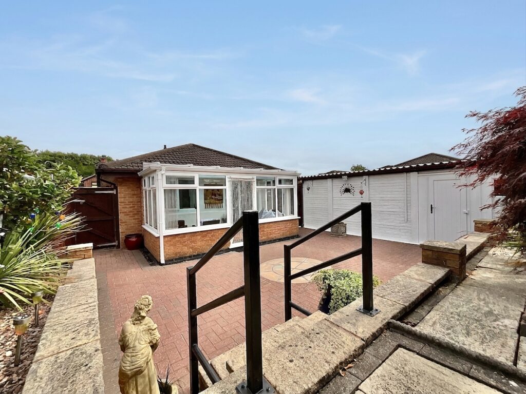 Newmarket Way, Cheadle, ST10