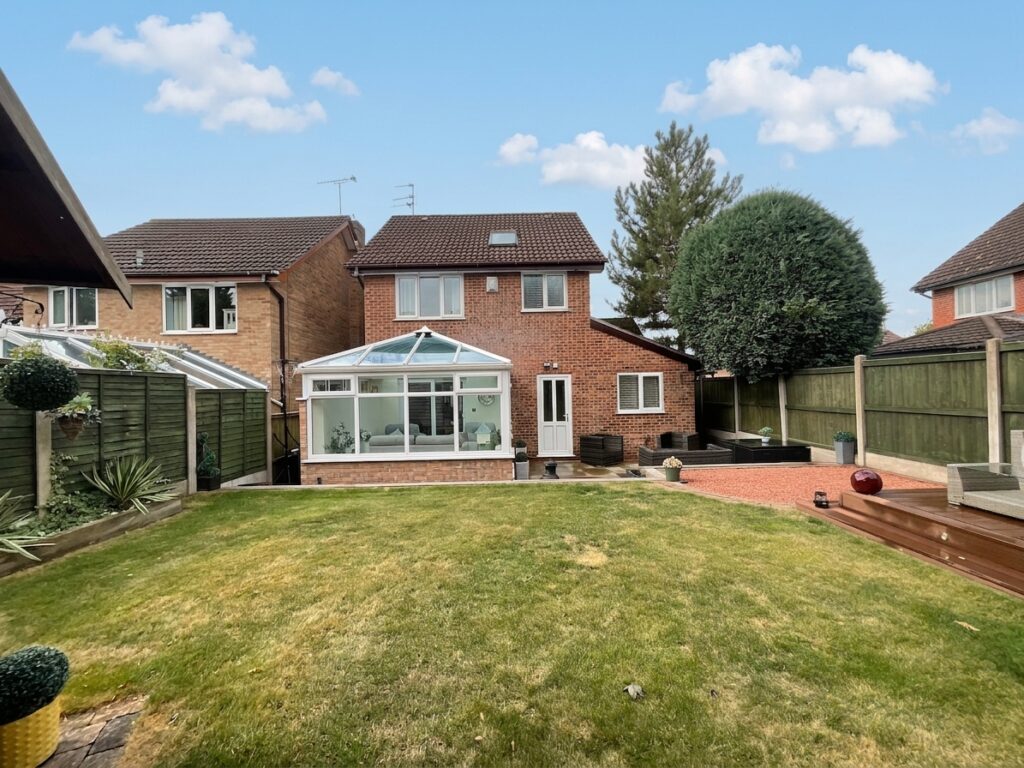 Hallahan Close, Stone, ST15