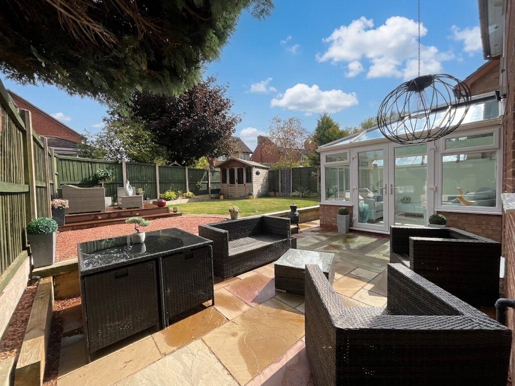 Hallahan Close, Stone, ST15