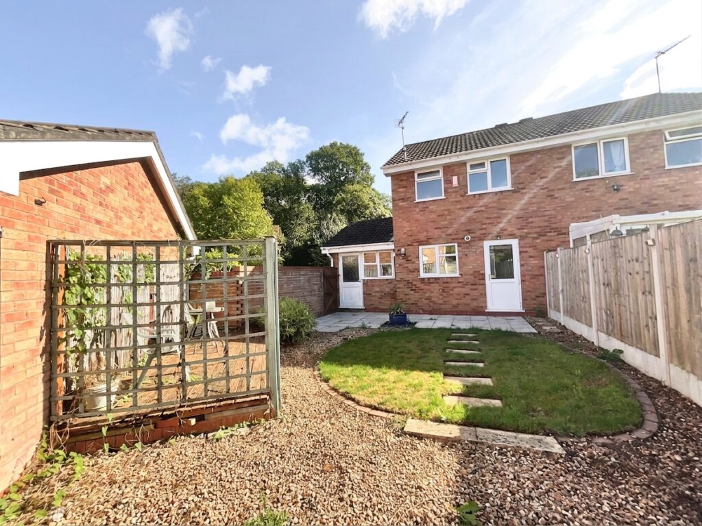 Chivelstone Grove, Stoke-On-Trent, ST4