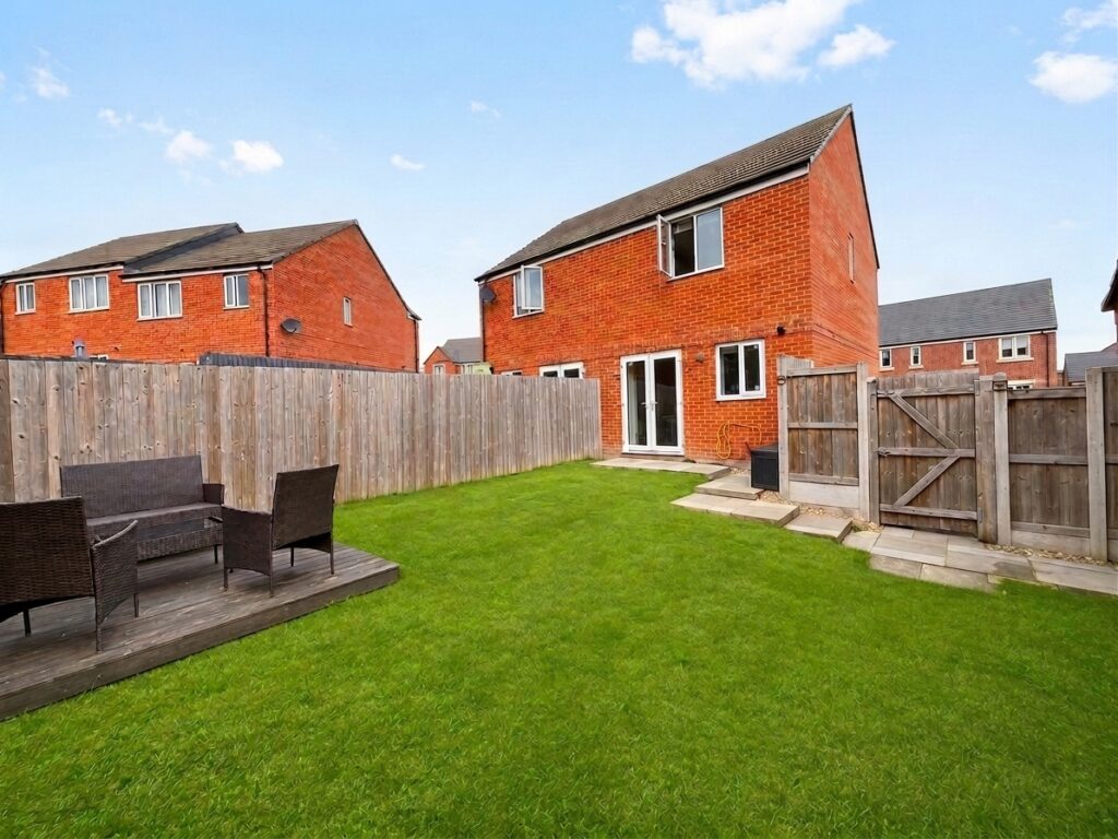 Nixon Lane, Stone, ST15