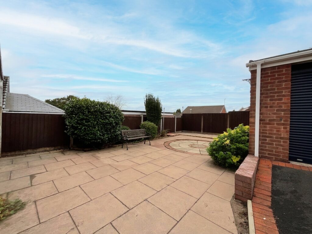 Meakin Avenue, Newcastle, ST5