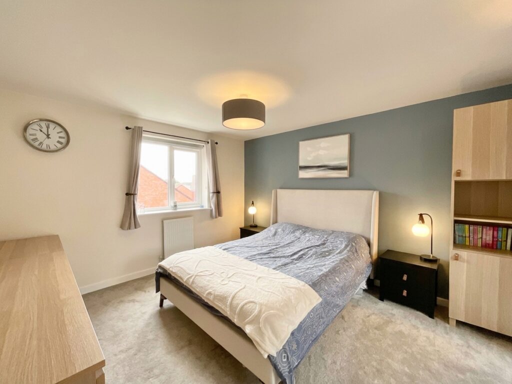 Myatt Avenue, Stone, ST15