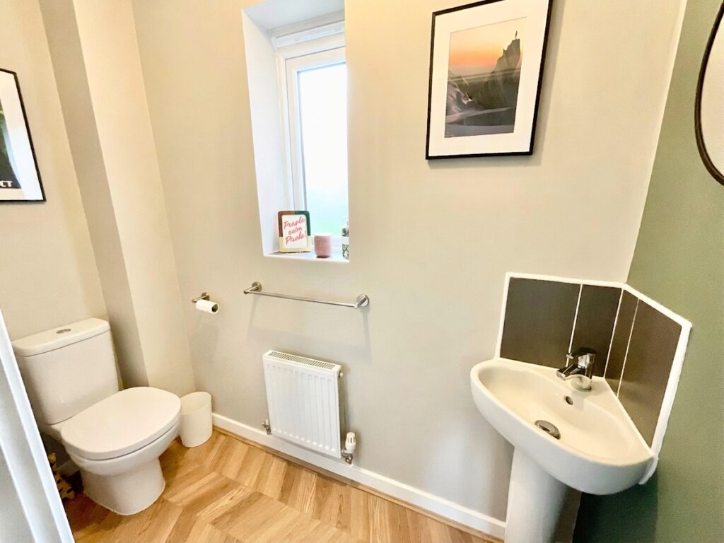 Myatt Avenue, Stone, ST15