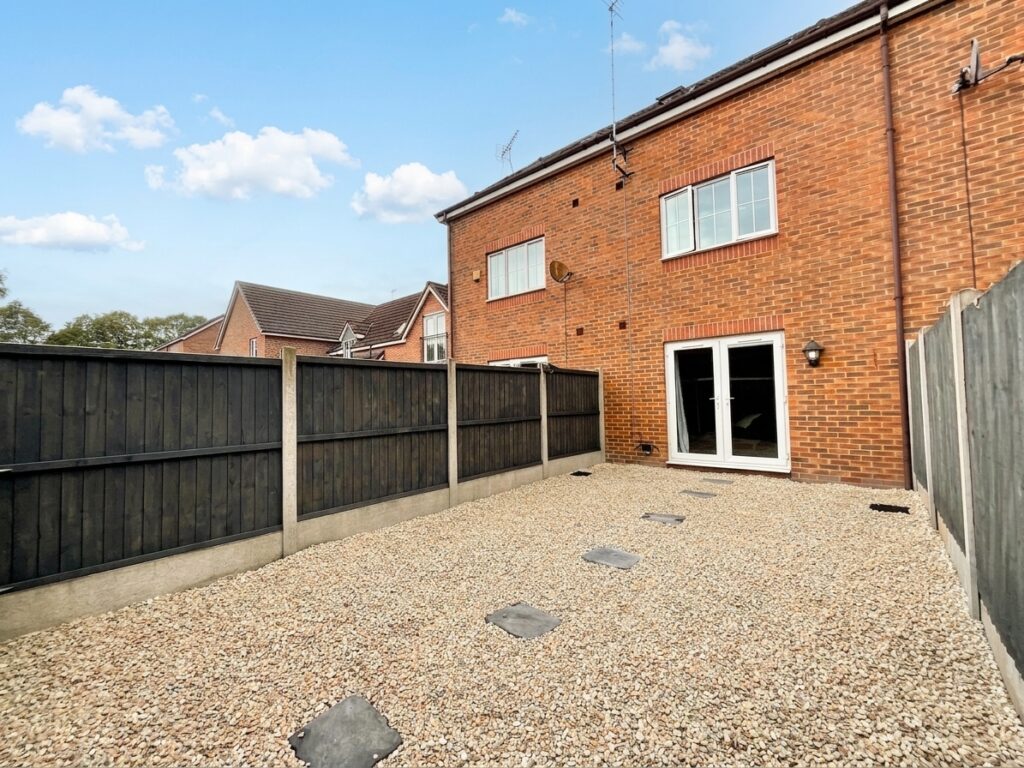 Tilling Drive, Stone, ST15