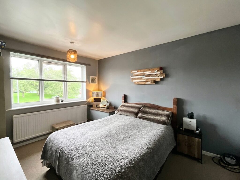 Barnfield Road, Tean, ST10