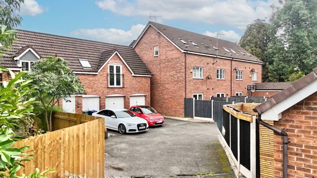 Tilling Drive, Stone, ST15