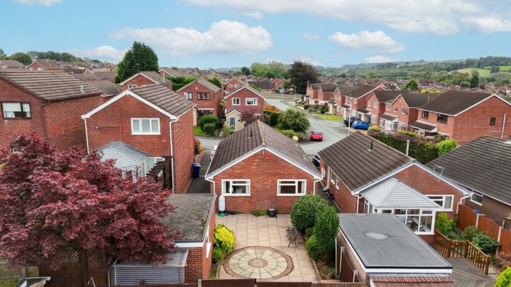 Meakin Avenue, Newcastle, ST5