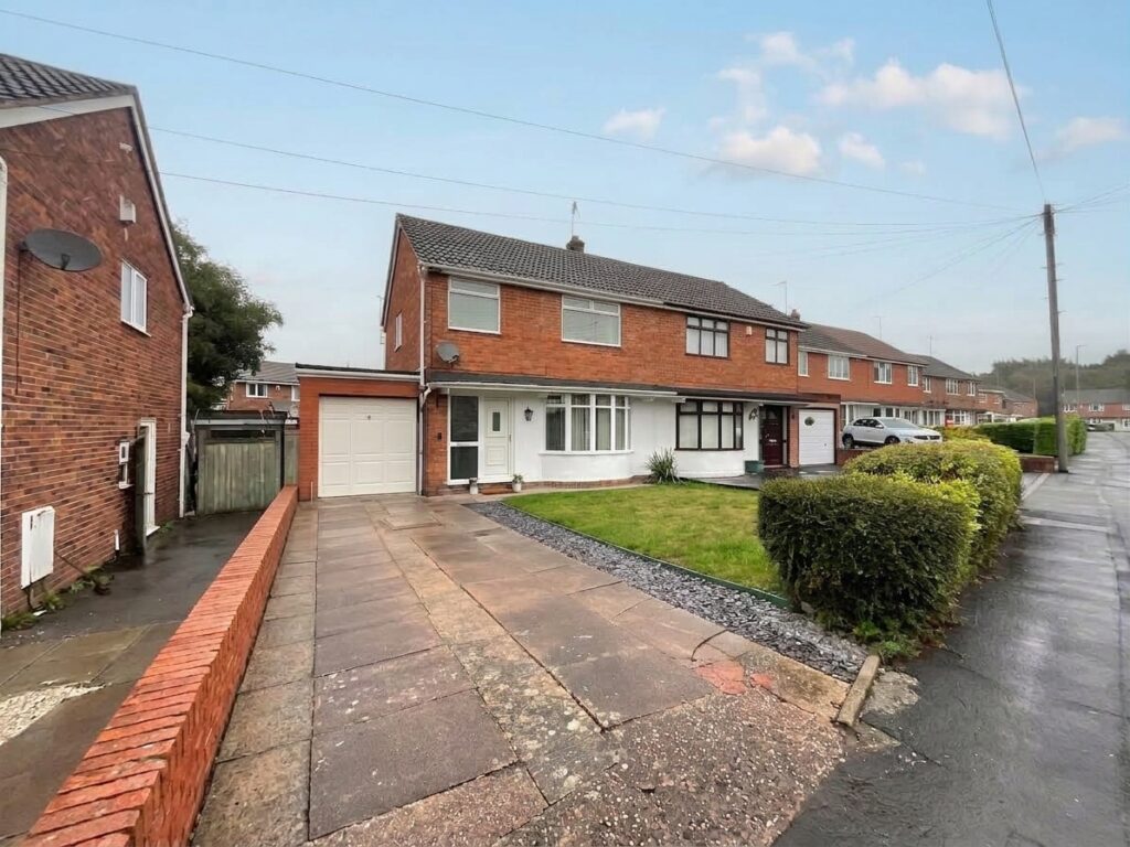 Earlsbrook Drive, Stoke-On-Trent, ST4