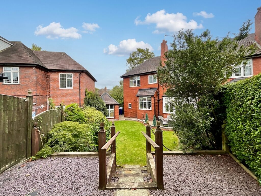 Abbots Way, Newcastle, ST5
