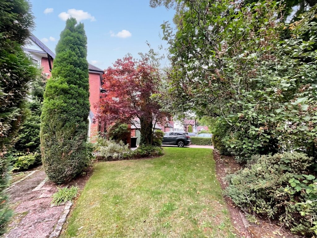 Abbots Way, Newcastle, ST5