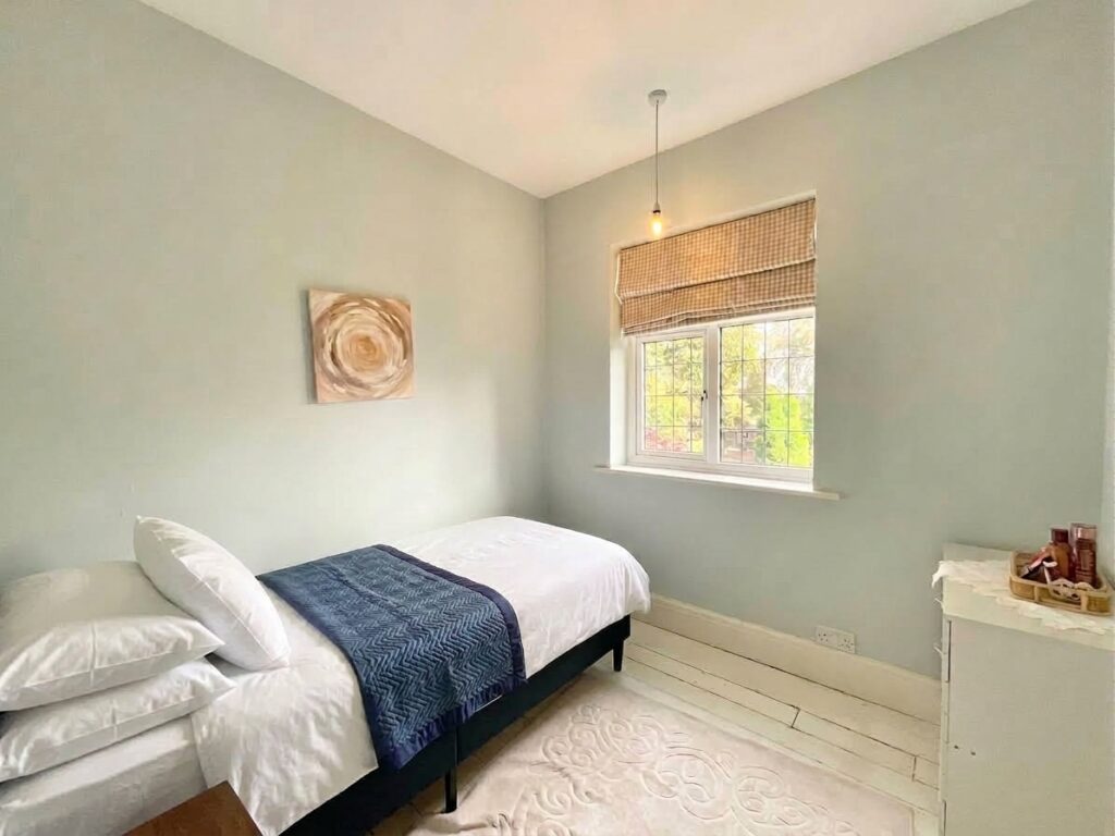 Abbots Way, Newcastle, ST5