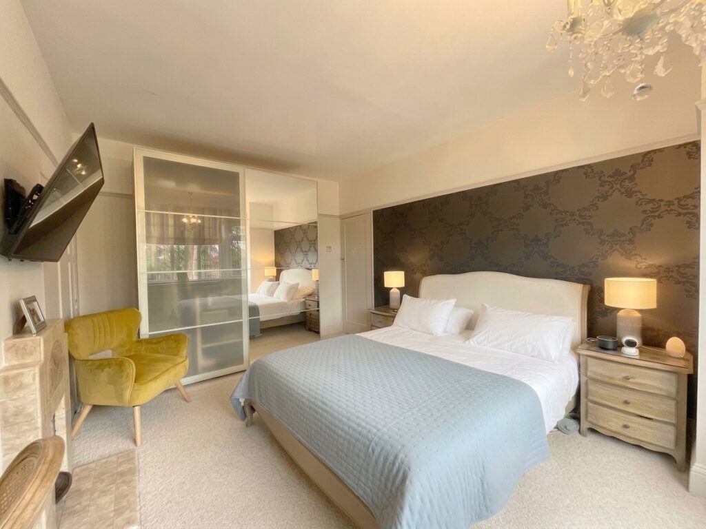 Abbots Way, Newcastle, ST5