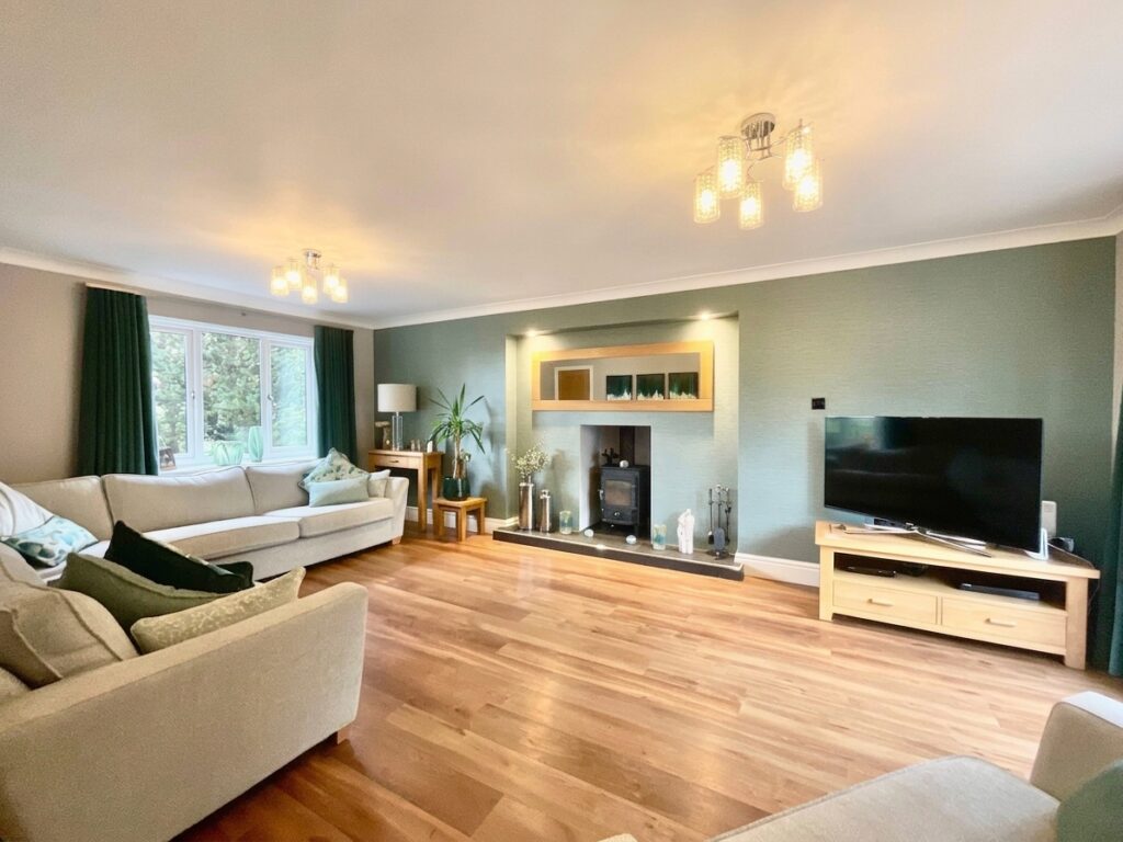 Rowley Hall Drive, Stafford, ST17