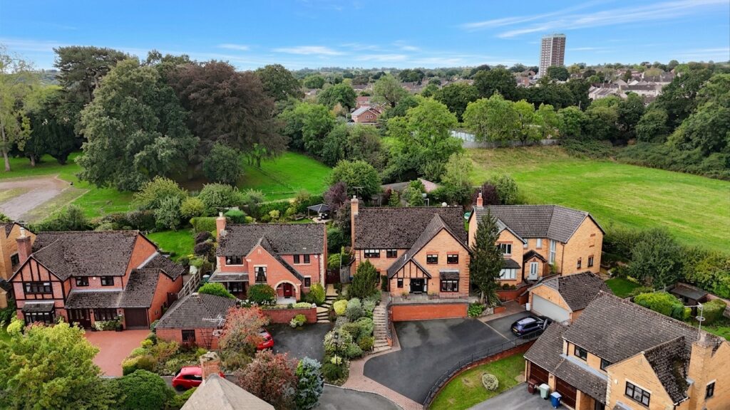Rowley Hall Drive, Stafford, ST17