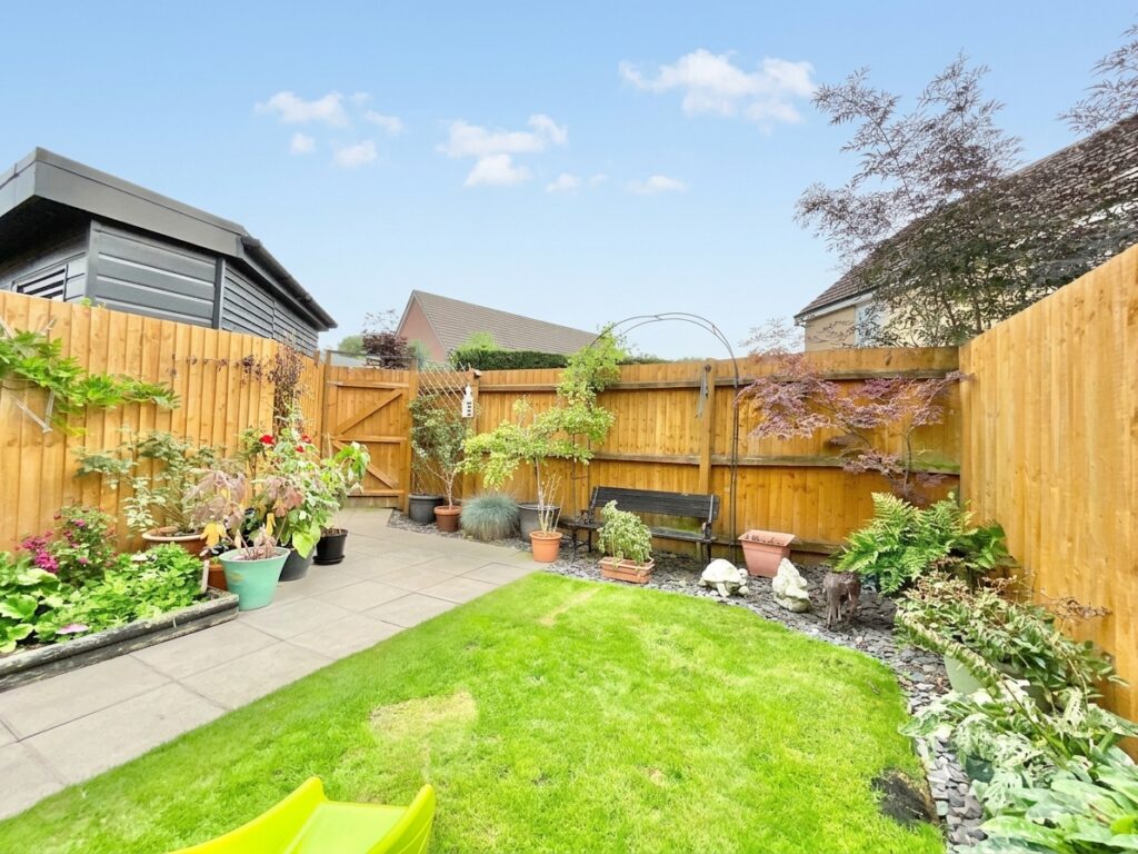 Buttermere Close, Yarnfield, ST15